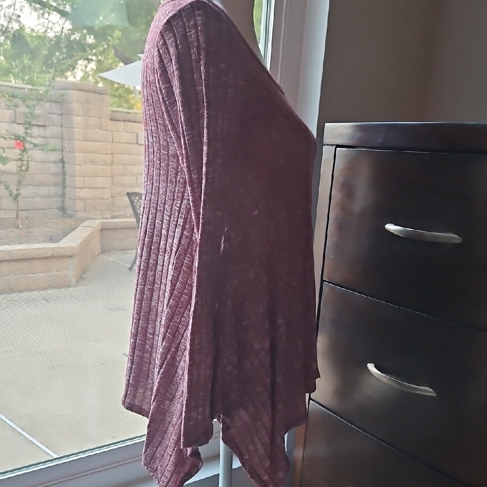 ALLOY Maroon Ribbed Long Sleeve Top - Picture 6 of 8